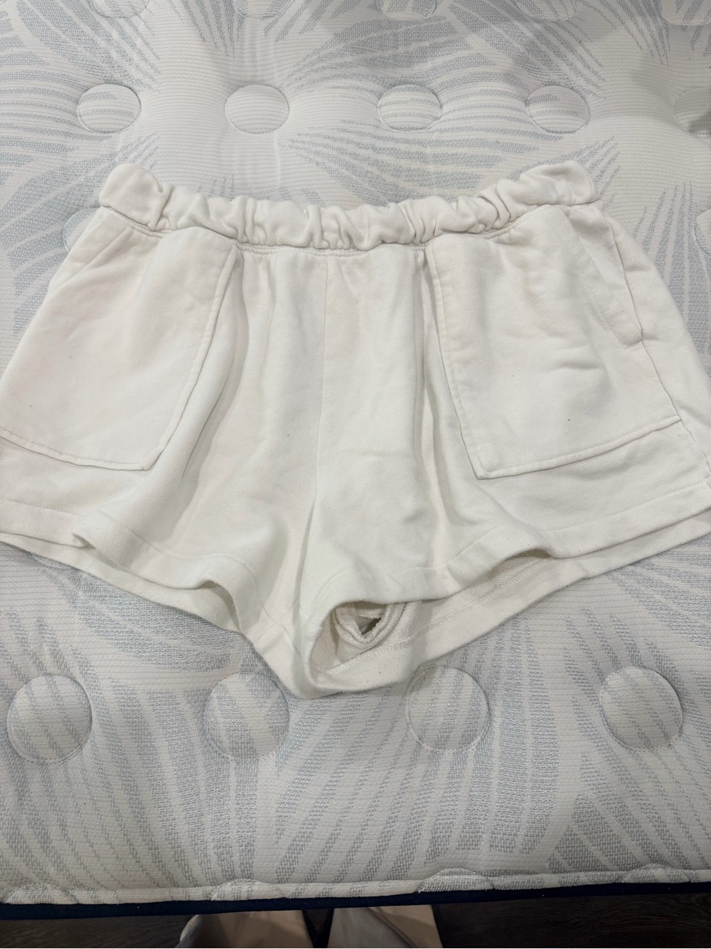 Aerie Go To Fleece Shorts - White